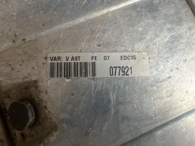 bontott CITROËN C8 Motorvezérlő