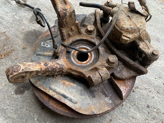 bontott CITROËN C8 Bal első Csonkállvány Kerékaggyal