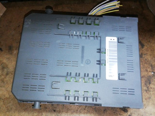 bontott CITROËN C8 Biztosítéktábla Motortér