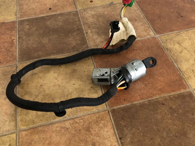 bontott CITROËN C8 Gyújtáskapcsoló Házzal