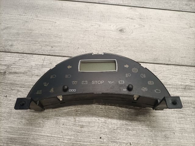 bontott CITROËN C8 Kilométeróra