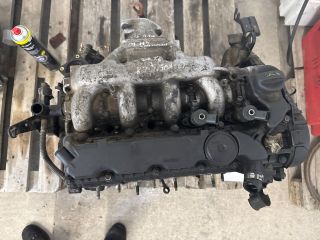 bontott CITROËN C8 Motor (Fűzött blokk hengerfejjel)