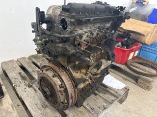 bontott CITROËN C8 Motor (Fűzött blokk hengerfejjel)