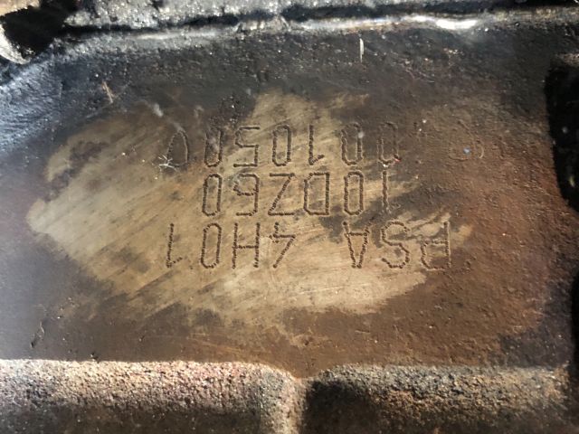 bontott CITROËN C8 Motor (Fűzött blokk hengerfejjel)