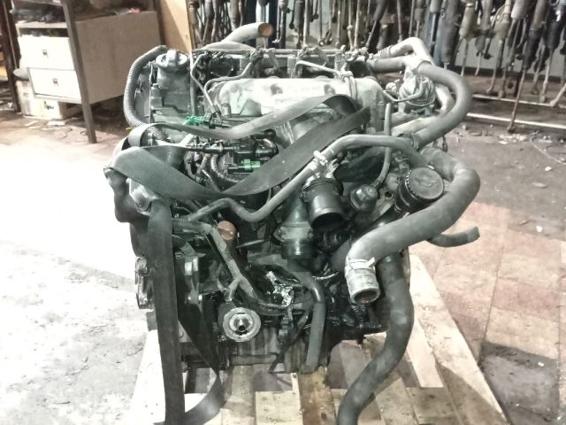 bontott CITROËN C8 Motor (Fűzött blokk hengerfejjel)