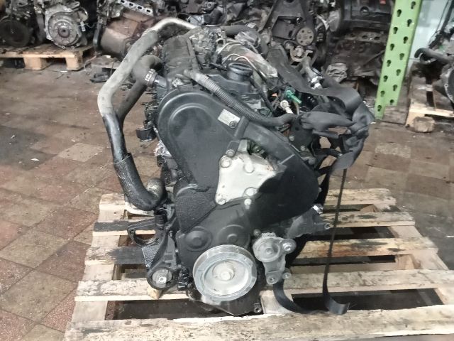 bontott CITROËN C8 Motor (Fűzött blokk hengerfejjel)