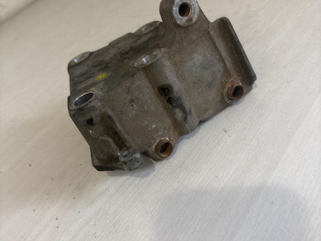 bontott CITROËN C8 Motor Tartó Bak (Fém)