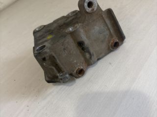 bontott CITROËN C8 Motor Tartó Bak (Fém)