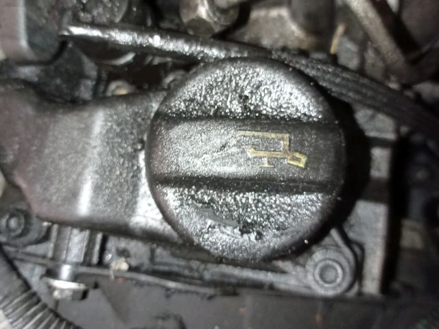 bontott CITROËN C8 Olajbeöntő Sapka