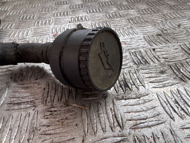 bontott CITROËN C8 Olajbeöntő Sapka