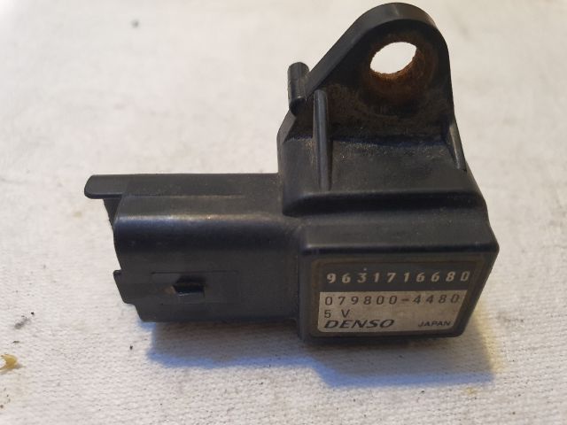 bontott CITROËN C8 Szívócső Nyomásérzékelő