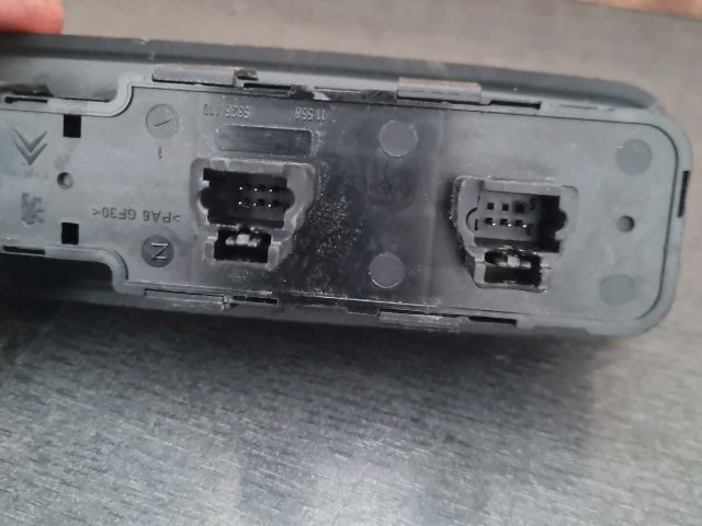 bontott CITROËN C8 Ablakemelő Kapcsoló Négyes / Kettes