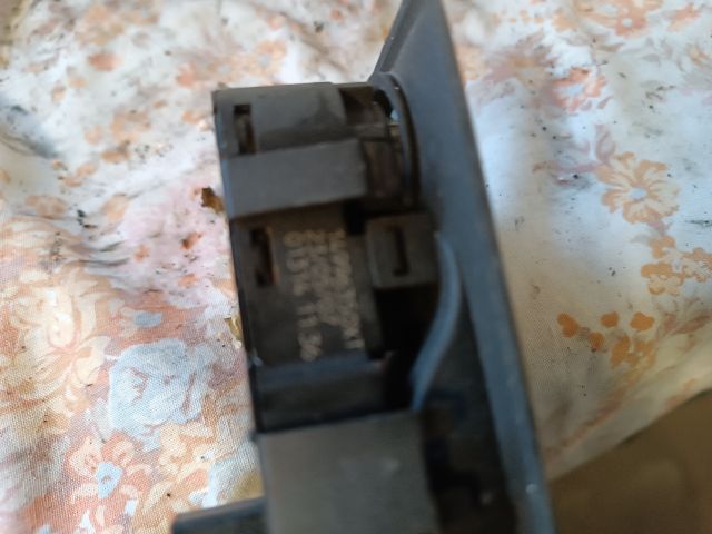 bontott CITROËN C8 Bal első Ablakemelő Kapcsoló