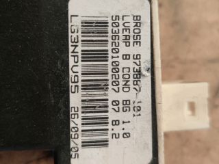 bontott CITROËN C8 Bal első Ablakemelő Motor