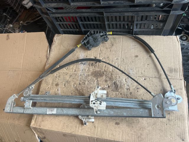 bontott CITROËN C8 Bal első Ablakemelő Szerkezet (Elektromos)