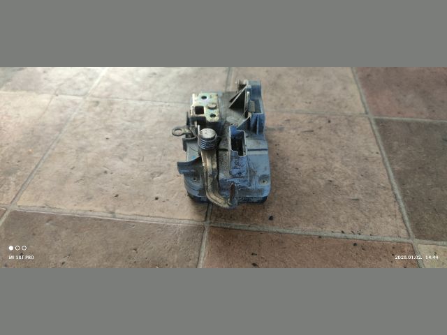 bontott CITROËN C8 Bal első Ajtózár