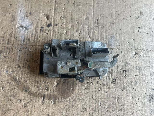 bontott CITROËN C8 Bal első Ajtózár