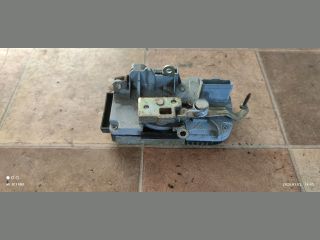 bontott CITROËN C8 Bal első Ajtózár