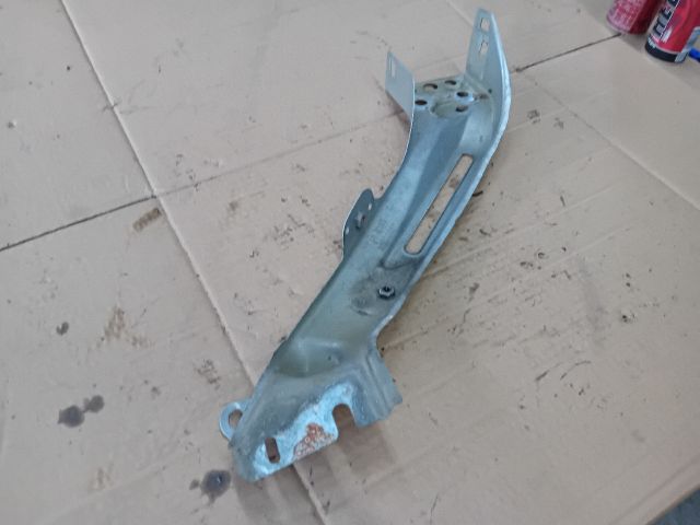 bontott CITROËN C8 Bal Fényszóró Tartó