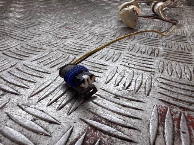 bontott CITROËN C8 Bal Hátsó Lámpa Foglalat