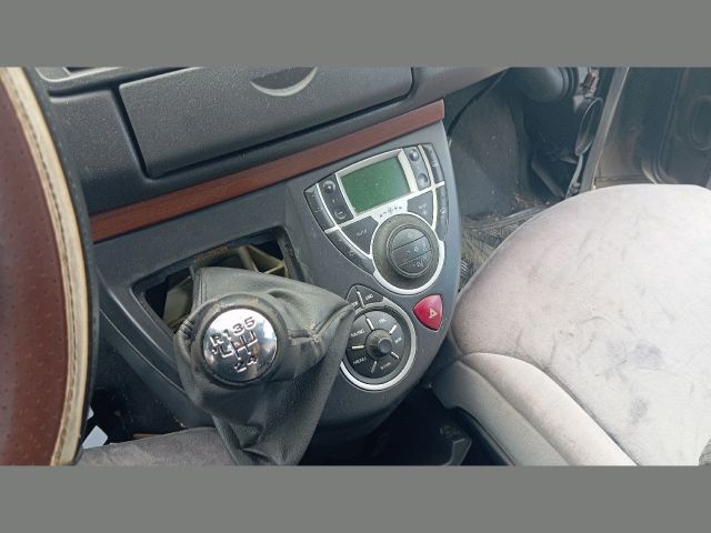 bontott CITROËN C8 Bal Tolóajtó (Részeivel)