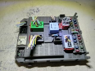 bontott CITROËN C8 Biztosítéktábla Utastér