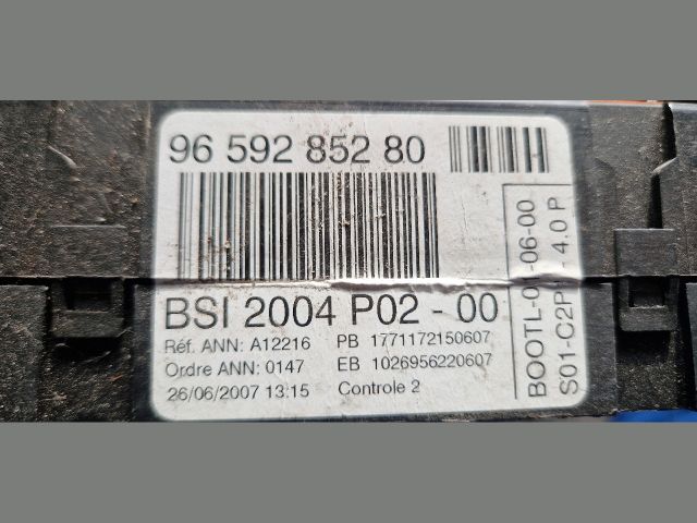 bontott CITROËN C8 Biztosítéktábla Utastér