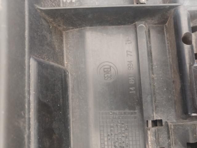 bontott CITROËN C8 Hűtőrács