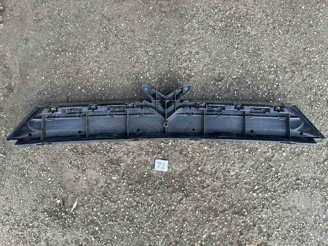 bontott CITROËN C8 Hűtőrács