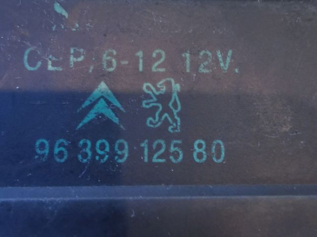 bontott CITROËN C8 Izzító Relé