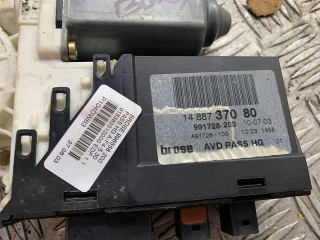 bontott CITROËN C8 Jobb első Ablakemelő Motor