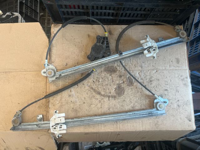 bontott CITROËN C8 Jobb első Ablakemelő Szerkezet (Elektromos)