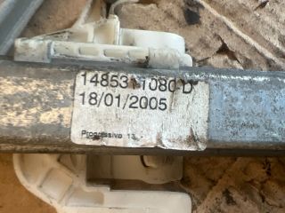 bontott CITROËN C8 Jobb első Ablakemelő Szerkezet (Elektromos)