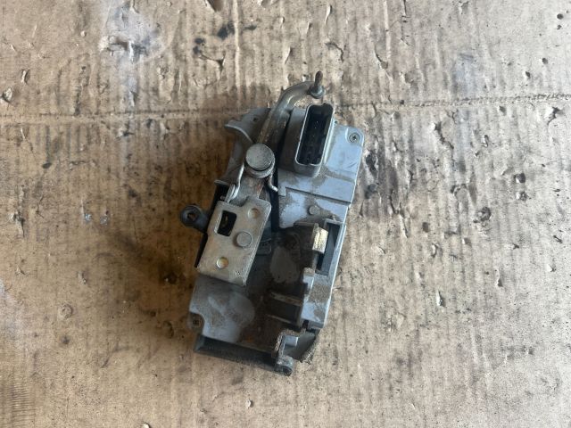 bontott CITROËN C8 Jobb első Ajtózár