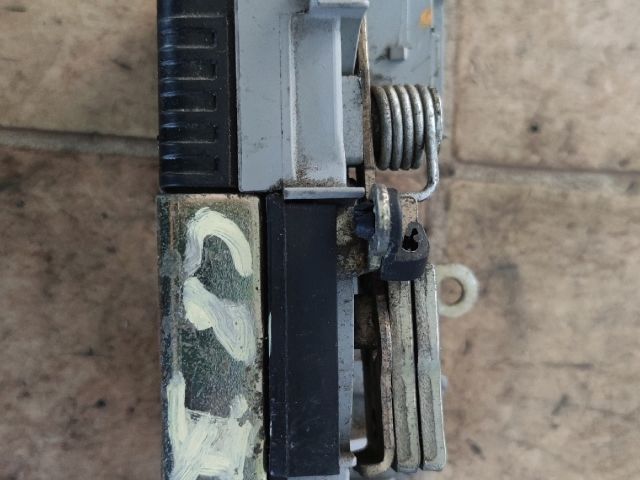 bontott CITROËN C8 Jobb első Ajtózár