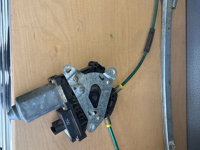 bontott CITROËN C8 Jobb hátsó Ablakemelő Szerkezet (Elektromos)