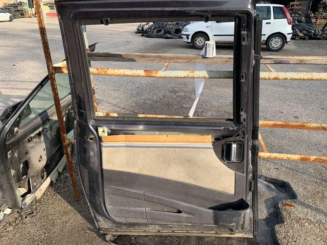 bontott CITROËN C8 Jobb hátsó Ajtó (Részeivel)