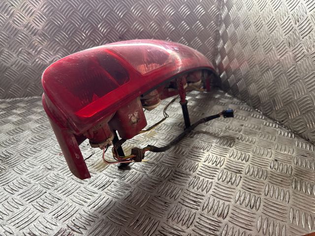 bontott CITROËN C8 Jobb Hátsó Lámpa