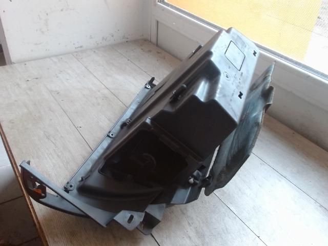 bontott CITROËN C8 Kesztyűtartó