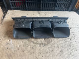 bontott CITROËN C8 Középső Szellőző