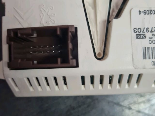 bontott CITROËN C8 Multifunkciós Kijelző