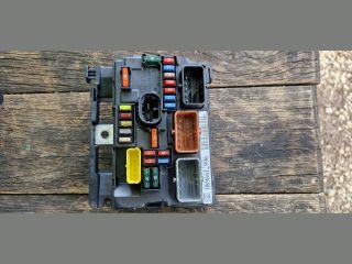 bontott CITROËN DS3 Biztosítéktábla Motortér