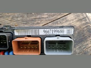 bontott CITROËN DS3 Biztosítéktábla Motortér