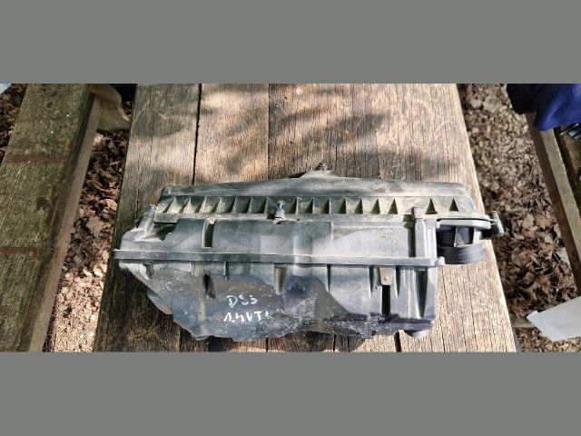 bontott CITROËN DS3 Légszűrő Ház