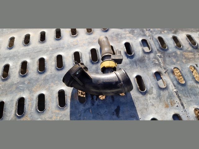 bontott CITROËN DS3 Légbeömlő Cső