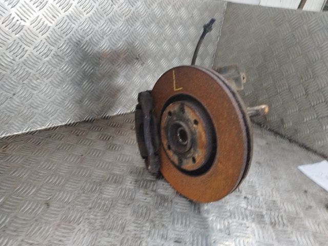 bontott CITROËN DS3 Bal első Csonkállvány Kerékaggyal