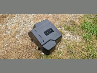 bontott CITROËN DS3 Akkumulátor Fedél