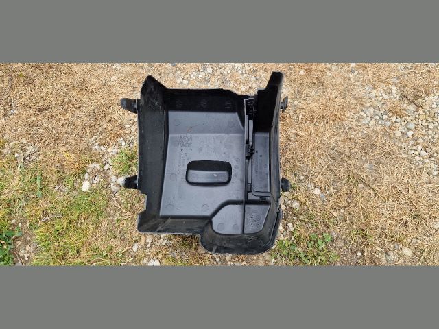 bontott CITROËN DS3 Akkumulátor Fedél