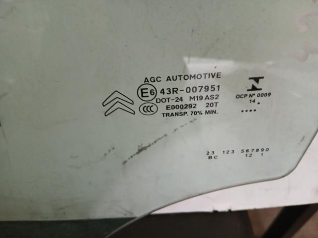 bontott CITROËN DS3 Bal első Ablak