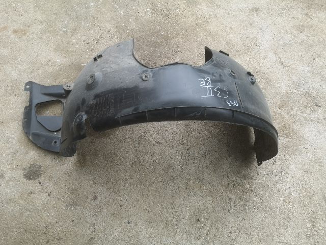 bontott CITROËN DS3 Bal első Dobbetét (Kerékjárati, Műanyag)